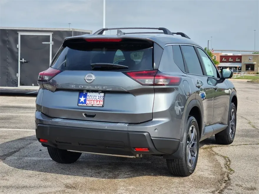 2025 Nissan Rogue SV photo 1