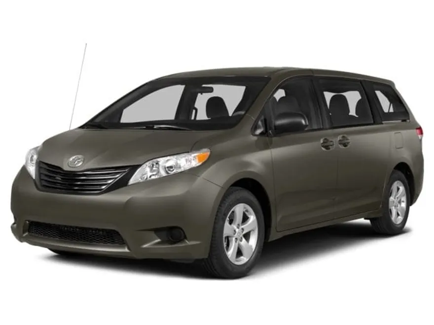 2015 Toyota Sienna L photo 1