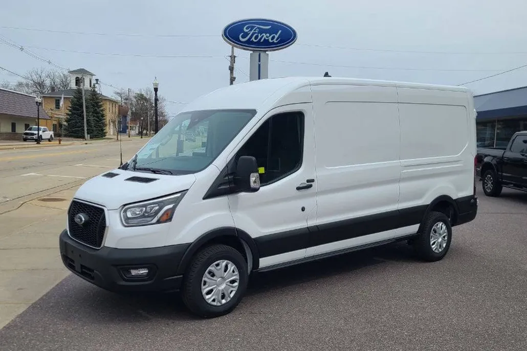 2025 Ford Transit photo 1
