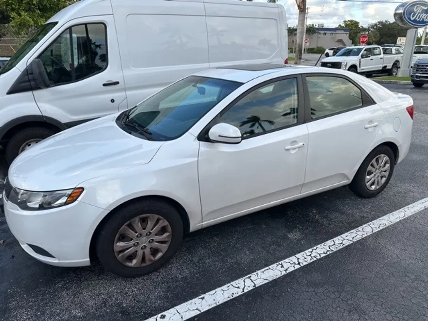 2012 Kia Forte EX photo 1