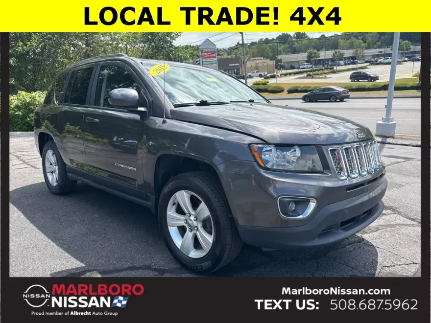 2015 Jeep Compass Latitude photo 1