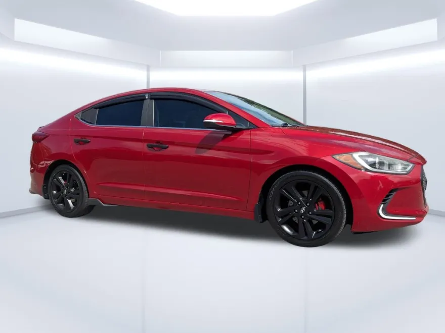 2018 Hyundai Elantra Limited photo 1