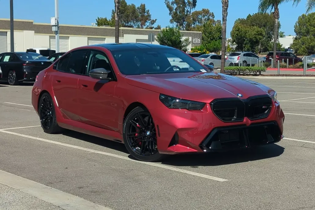 2025 Bmw M5 5 photo 1