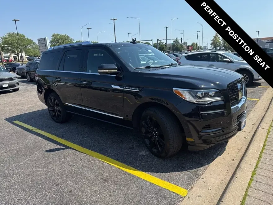 2023 Lincoln Navigator Reserve photo 1
