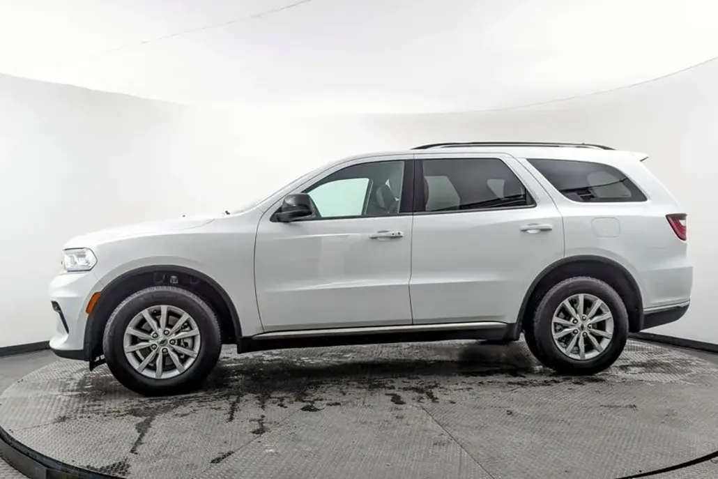 2024 Dodge Durango SXT photo 1