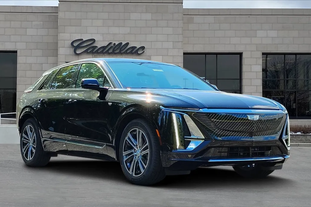 2026 Cadillac Lyriq Luxury photo 1