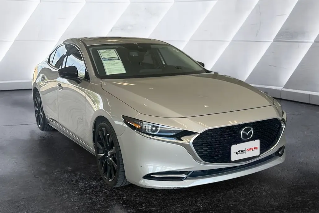 2022 Mazda Mazda3 2.5 Turbo photo 1