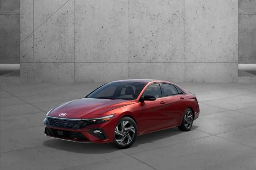 2025 Hyundai Elantra SEL Sport photo 1