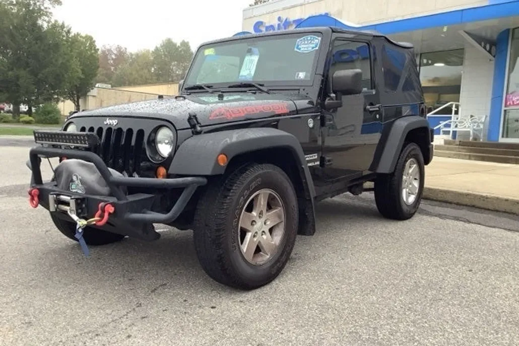 2013 Jeep Wrangler Sport photo 1