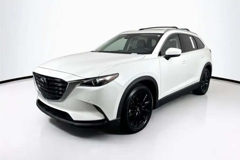 2022 Mazda CX-9 Touring photo 1