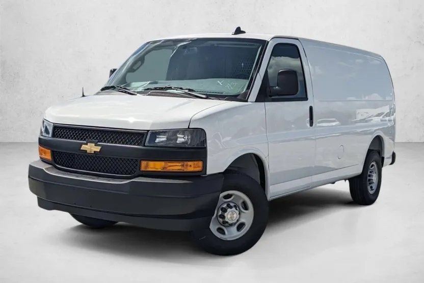 2025 Chevrolet Express Cargo 2500 Base photo 1