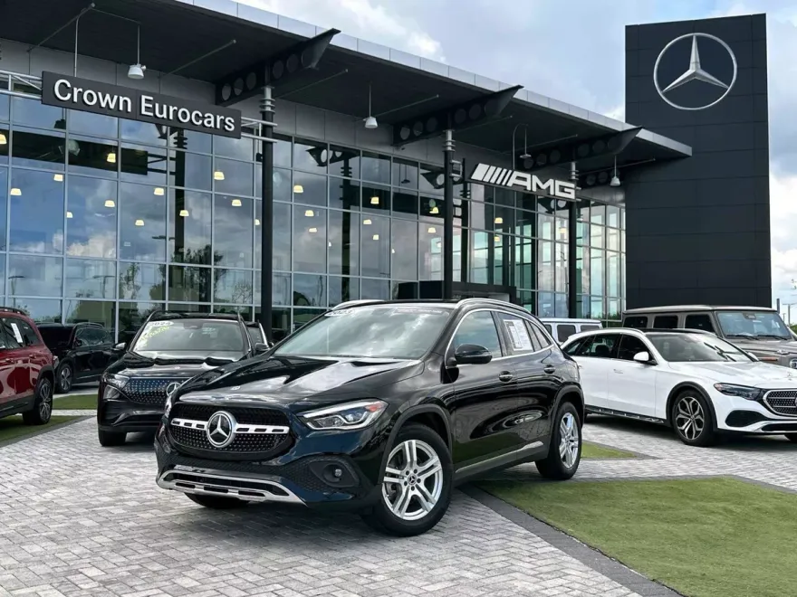 2023 Mercedes Benz GLA 250 4MATIC photo 1
