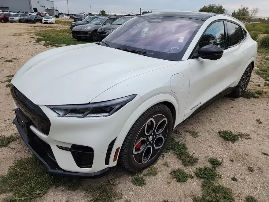 2023 Ford Mustang Mach-E GT photo 1