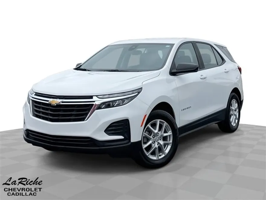 2024 Chevrolet Equinox LS photo 1