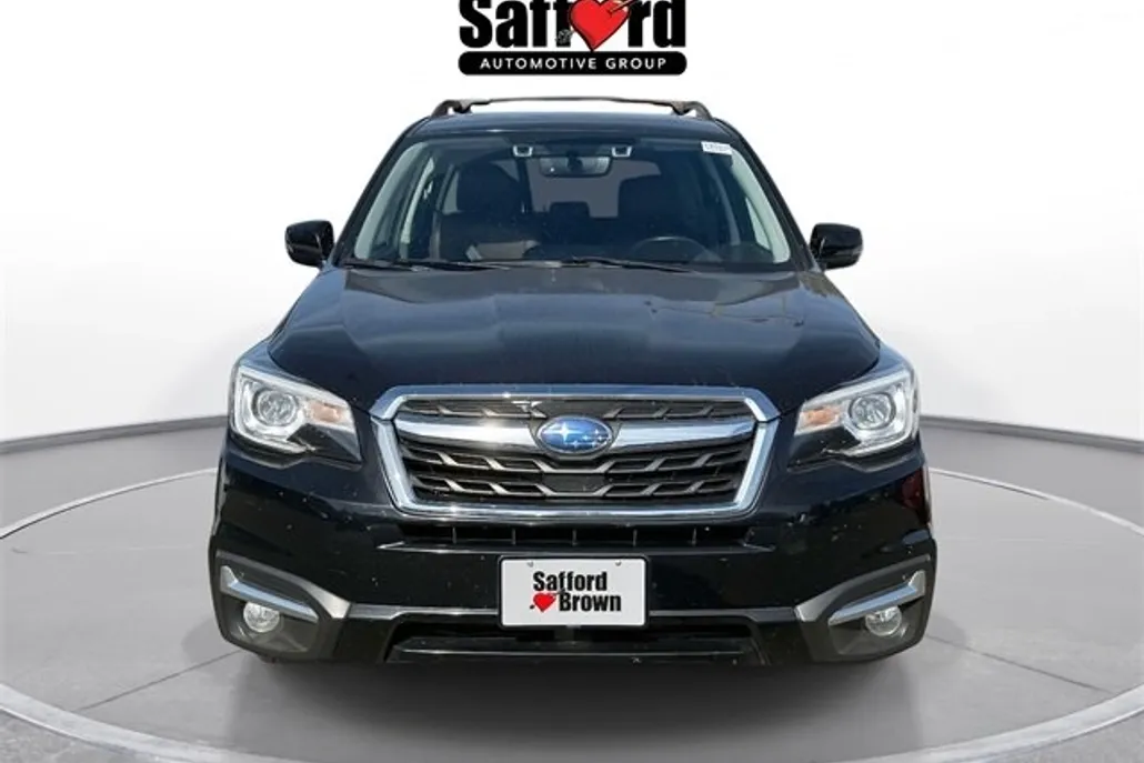 2017 Subaru Forester 2.5i Touring photo 1