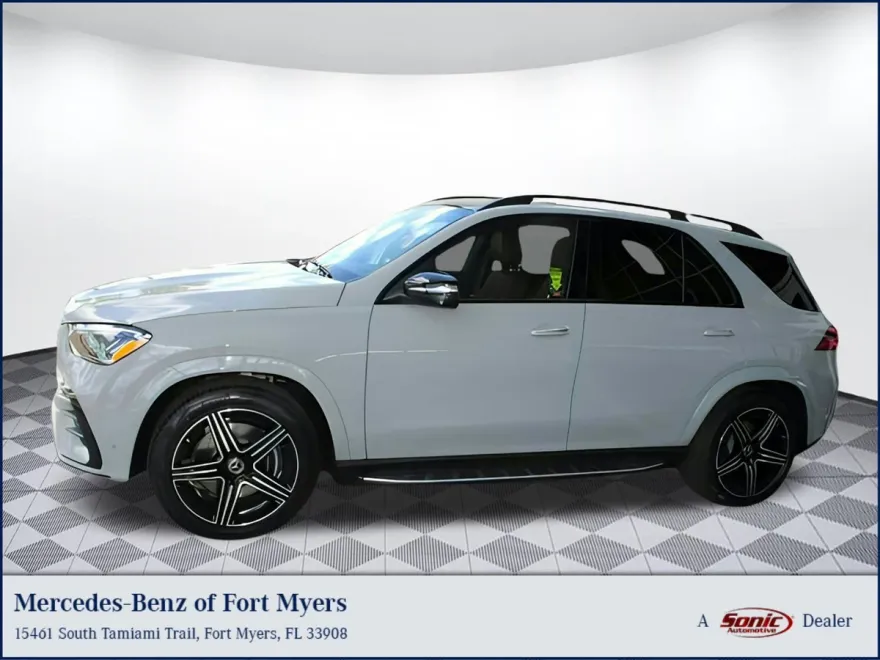 2025 Mercedes Benz GLE 350 4MATIC photo 1