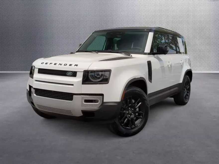 2025 Land Rover Defender 110 S photo 1