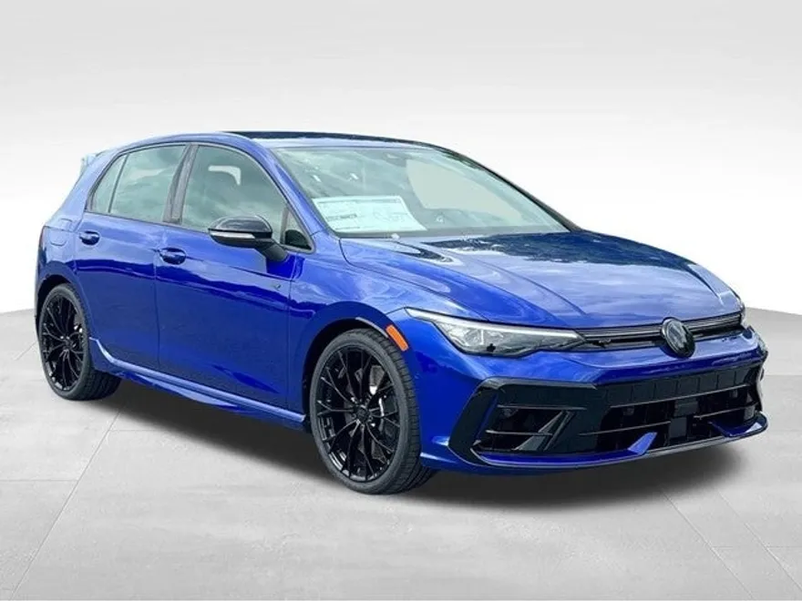 2025 Volkswagen Golf R photo 1