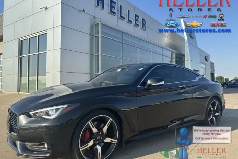 2022 Infiniti Q60 Red Sport 400 photo 1