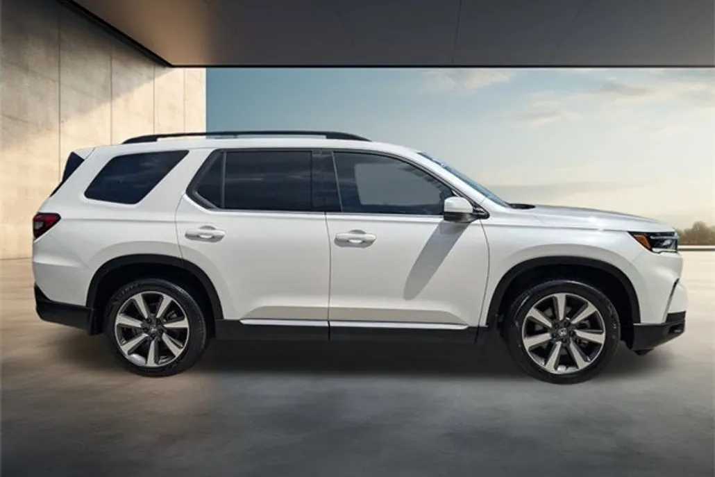 2024 Honda Pilot Elite photo 1
