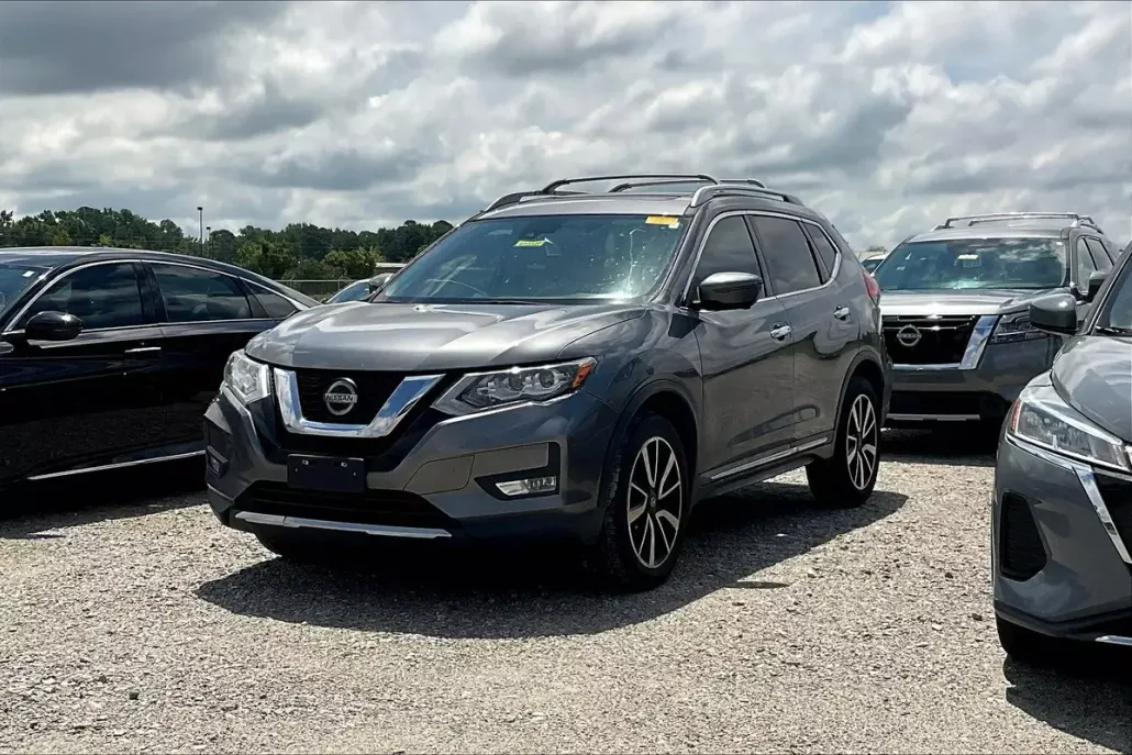 2019 Nissan Rogue SL photo 1