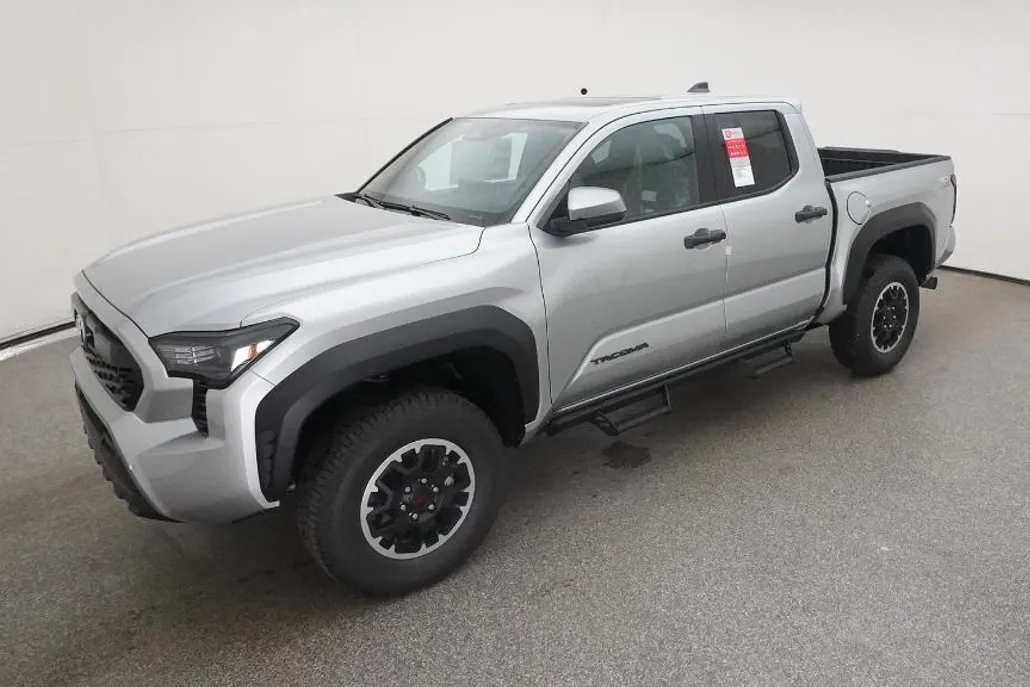 2025 Toyota Tacoma TRD Off-Road Double Cab photo 1