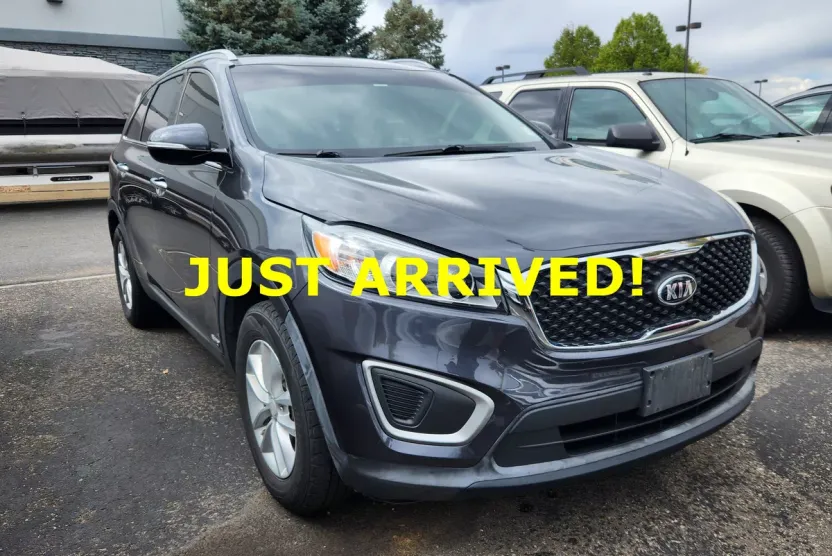 2018 Kia Sorento LX photo 1