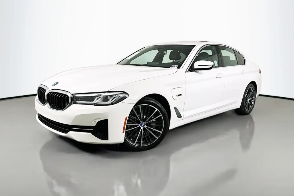 2023 Bmw 530e 5-Series photo 1