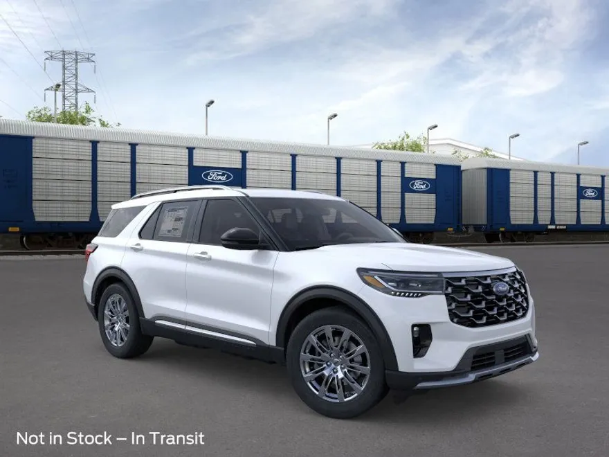 2025 Ford Explorer Platinum photo 1