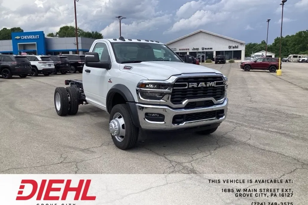 2025 Ram 5500 Tradesman photo 1