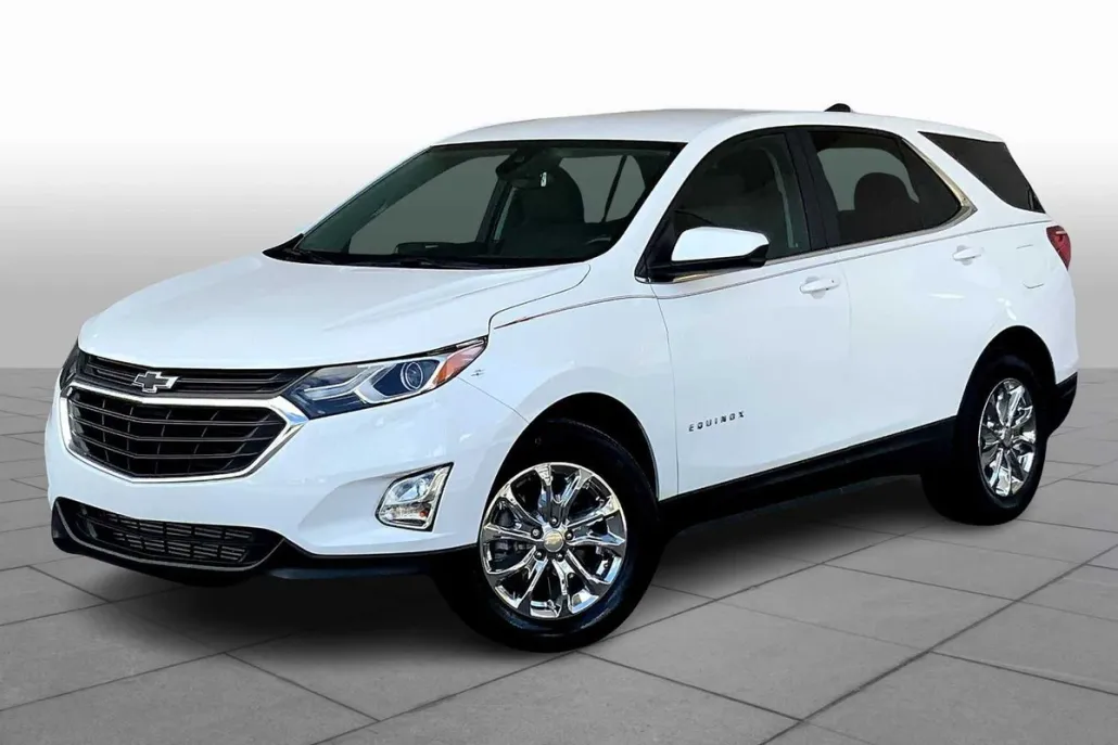 2021 Chevrolet Equinox LT photo 1