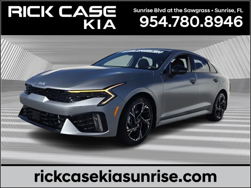 2026 Kia K5 GT-Line photo 1
