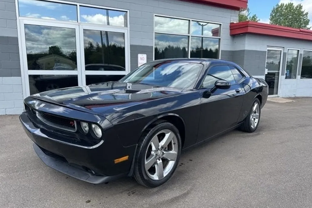 2010 Dodge Challenger R/T photo 1