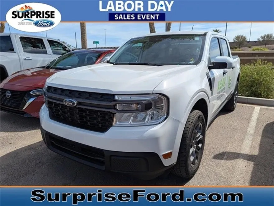 2023 Ford Maverick XLT photo 1