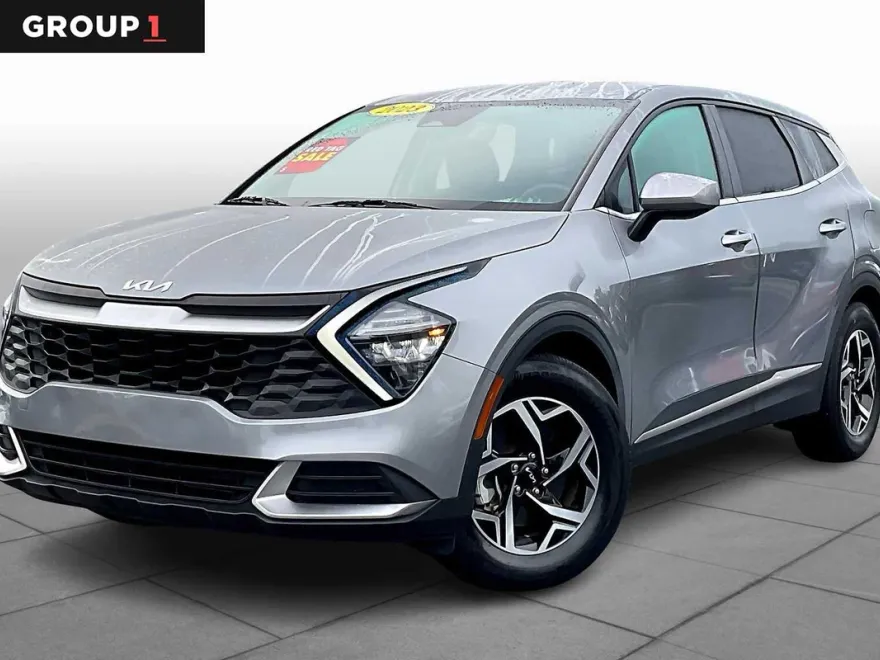 2023 Kia Sportage LX photo 1