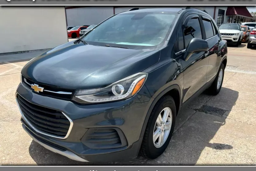 2017 Chevrolet Trax LT photo 1