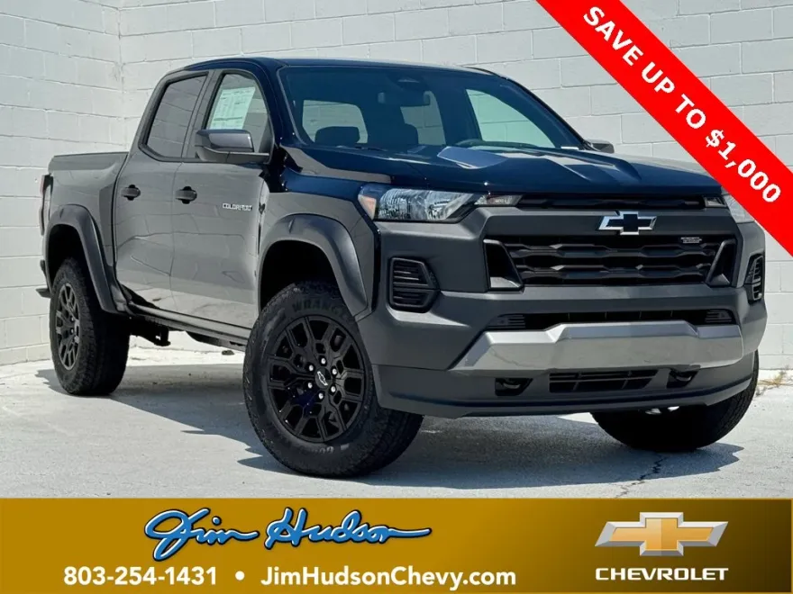 2025 Chevrolet Colorado Trail Boss photo 1