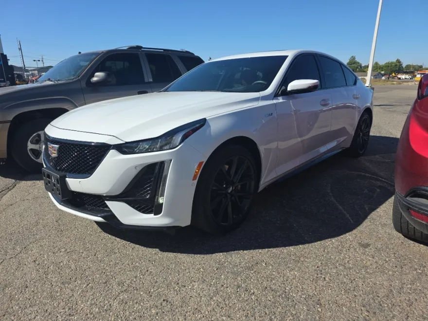 2022 Cadillac CT5 V photo 1