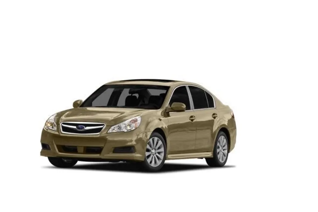 2010 Subaru Legacy 2.5i Premium photo 1