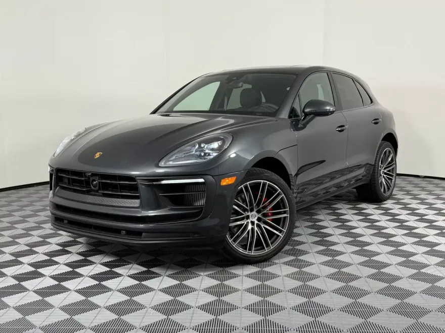 2026 Porsche Macan S photo 1