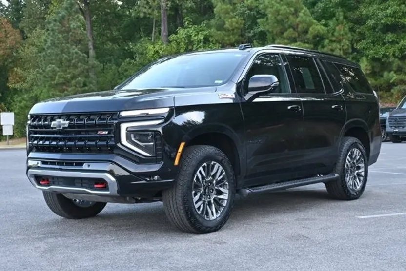 2025 Chevrolet Tahoe Z71 photo 1
