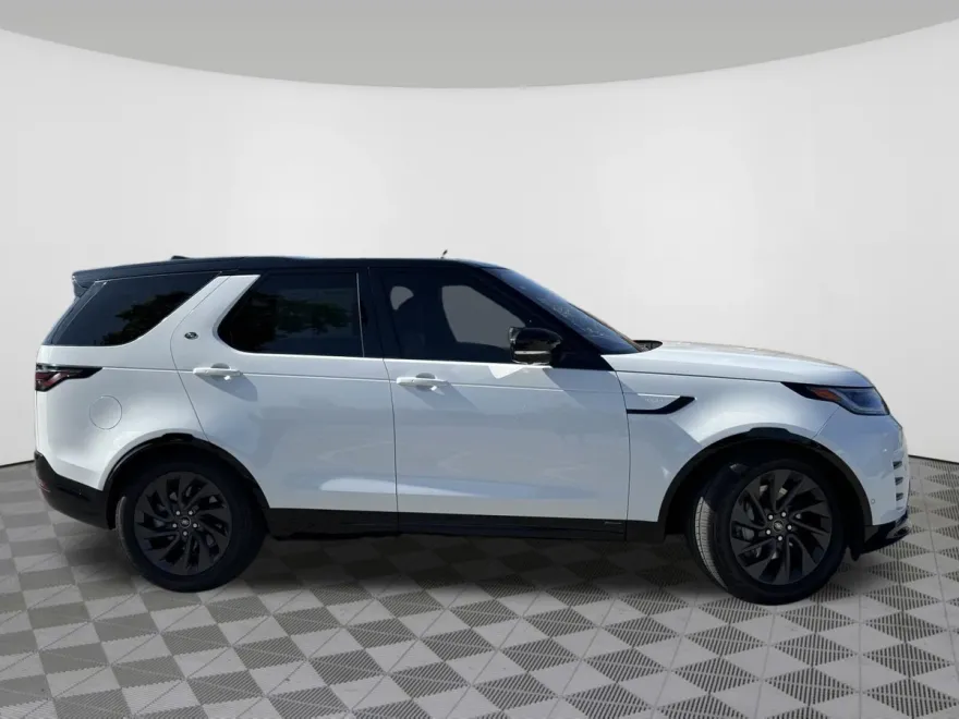 2022 Land Rover Discovery P300 S S R-Dynamic photo 1