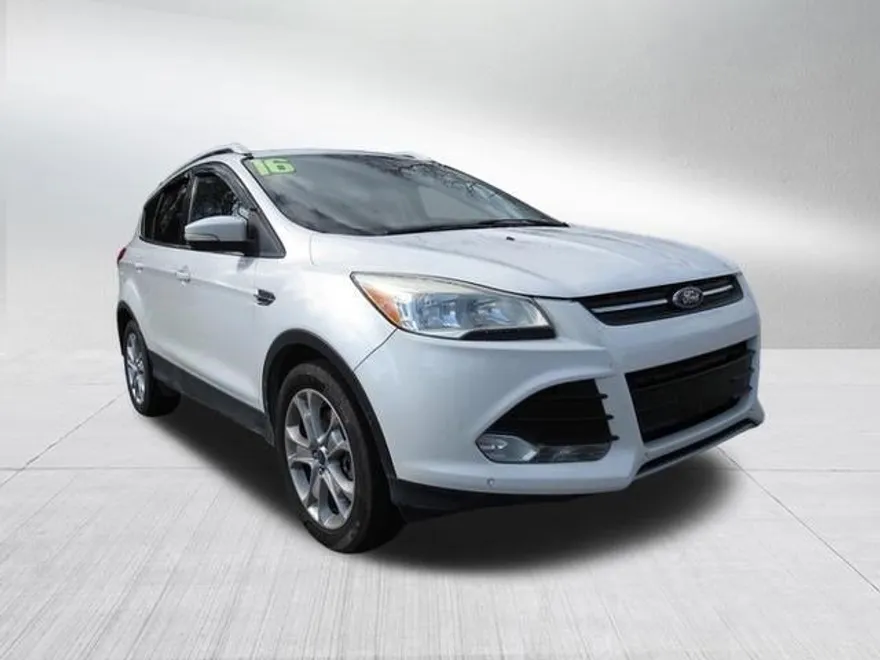 2016 Ford Escape Titanium photo 1