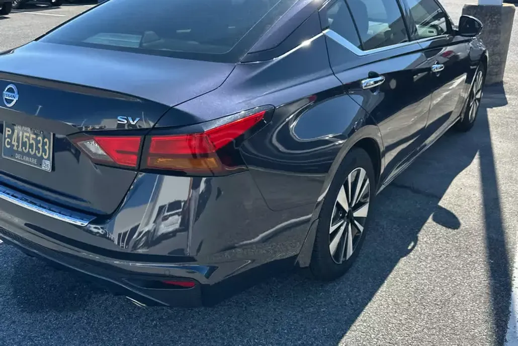 2020 Nissan Altima 2.5 SV photo 1