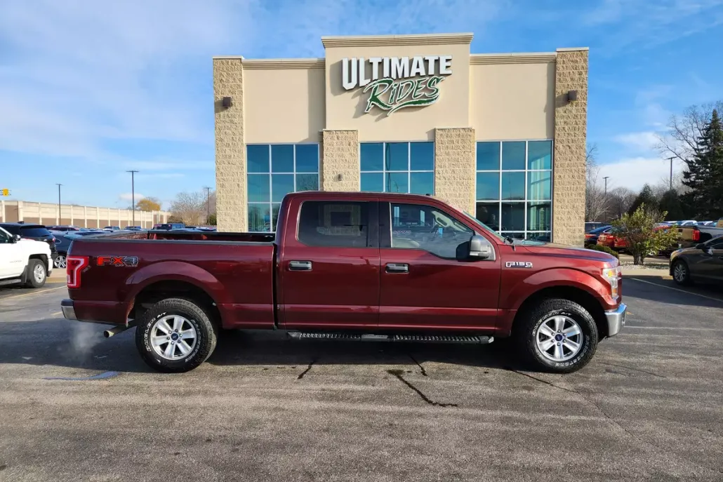 2017 Ford F-150 XLT photo 1