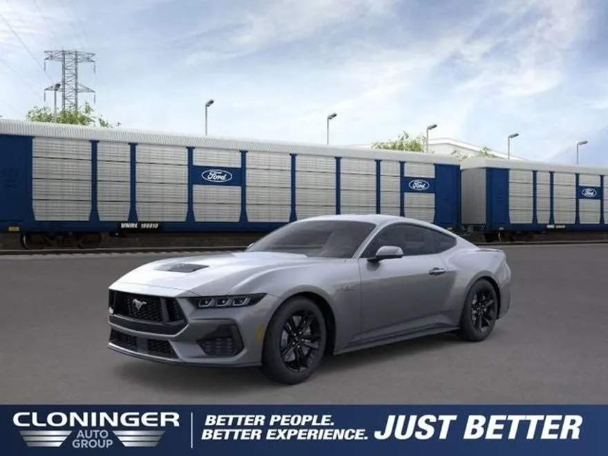 2025 Ford Mustang GT photo 1