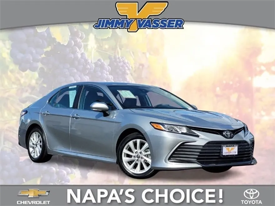 2024 Toyota Camry LE photo 1