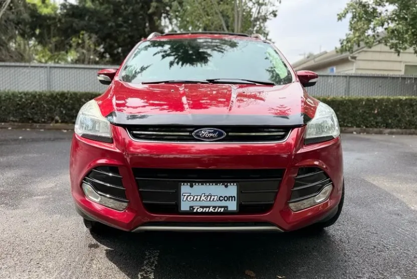 2015 Ford Escape Titanium photo 1