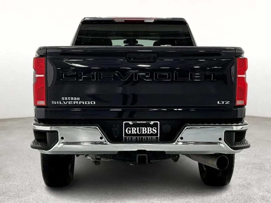 2024 Chevrolet Silverado 2500HD LTZ photo 4