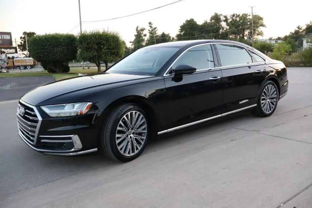 2019 Audi A8 L 3.0T photo 1